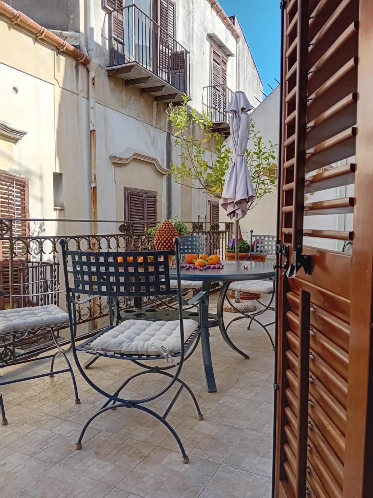 Penthouse Luxury Quattro Canti Palermo Exteriör bild